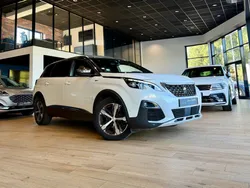 Peugeot 5008 2.0 BLUEHDI 180 GT EAT8 TOIT OUVRANT 7 PLACES