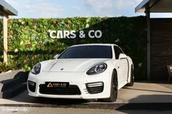 Porsche Panamera Turbo S PDK