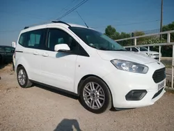 Ford tourneo courier 1.5 tdci 100 cv titanium etat proche du neuf
