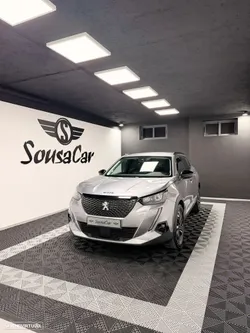 Peugeot 2008 BlueHDi 110 Allure