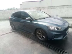 Ford Focus ST LINE