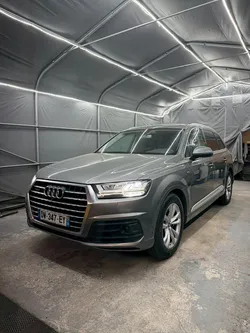 AUDI Q7 Q7 3.0 V6 TDI 272 Tiptronic 8 Quattro 7 Place S line