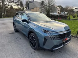 Peugeot 5008 hybrid 145 gt 11/2025 plus pack toit ouvrant garantie 24 mois disponible immediatement
