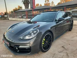 Porsche Panamera 4 E-Hybrid