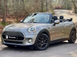 MINI Cabrio Cooper Aut. JCW