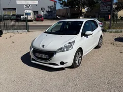 Peugeot 208 affaire 1.4 hdi 68 fap bvm5 pack cd clim