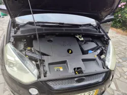 Ford S-Max Titanium