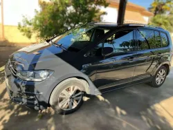 Volkswagen Touran Advance 2.0 TDI DSG