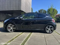 Peugeot 208 GTI 200 THP