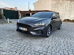 Ford Focus 1.0 EcoBoost ST-Line X