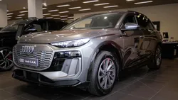 Audi q6 e-tron 306 ch 100 kWh performance S line