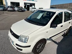 PANDA essence TRES BON ETAT