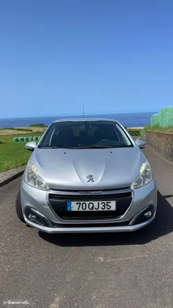 Peugeot 208 1.4 HDi