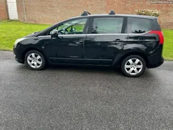 Peugeot 5008 1.6 Gasóleo