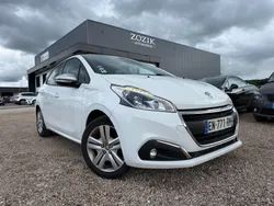 PEUGEOT 1.2 Ptech 82cv Style / Caméra de recul
