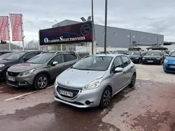 PEUGEOT 208 1.4 HDi - 68 BERLINE Active