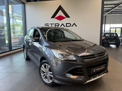 FORD Kuga 2.0 TDCl 150 CV TITANIUM / 6 MOIS GARANTIE / CLIMATISATION AUTO / RÉGULATEUR VITESSE / CAMÉRA DE RECUL /