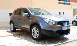 Nissan Qashqai Teto panoramico e camera traseira