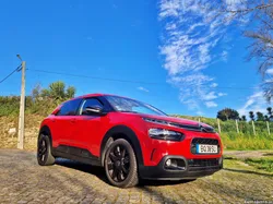 Citroën C4 Cactus Shine com muitos Extras
