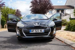 Peugeot 308 e-Hdi 112 ch 2011 bon etat