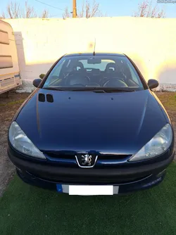 Peugeot 206 1.4 HDI de 5 Lugares Estofos em Pele com Garantia Incluída Dezº.