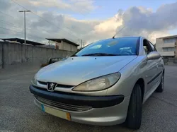 Peugeot 206 1.1