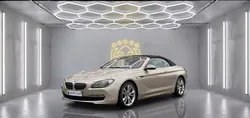 BMW 640 CABRIOLET BVA8 3.0 320CH EXCELLIS / Première main / Couleur Argent Orion Métallisée / VISION NOCTURNE / SOFT CLOSE / ADAPTATIVE DRIVE / CAMERA 360° / Sièges chauffants / ventilés & massant
