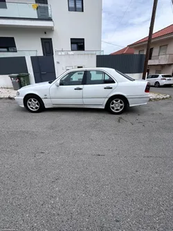 Mercedes-Benz C 200 CDI
