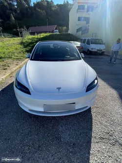 Tesla Model 3 Tração Traseira Premium