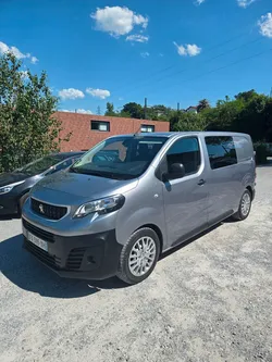 Peugeot EXPERT III TAILLE M CABINE APPROFONDIE FIXE 6 PLACES ATTELAGE 2.0 HDi 120 CV AUTOMATIQUE 2021 TRES BON ETAT PRIX AFFICHE TTC