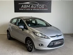 FORD FIESTA 1.4 TDCi 70 FAP Trend kit Distribution neuf 1ere main