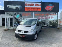 Renault trafic 9 places