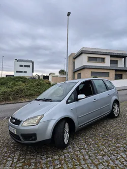 Ford C-Max ghia