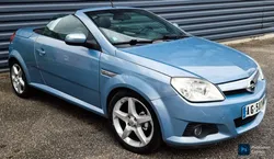 Opel TIGRA TWINTOP 1.8i 125 TWINPORT SPORT