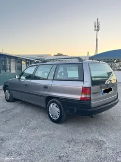 Opel Astra Caravan 1.4i Club