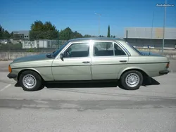 Mercedes-Benz 200 W123