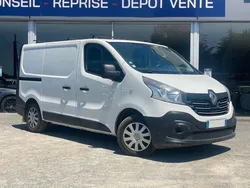 Renault TRAFIC III Fourgon L1H1 1000 1.6 dCi 90 cv / Attelage / 3 places / Air ventilé