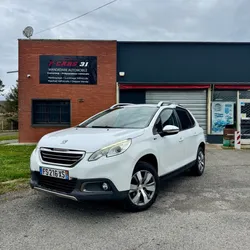 PEUGEOT 2008 1.2 12V 82 cv / CLIM / DISTRIBUTION NEUVE / RIEN À PRÉVOIR MÉCANIQUEMENT