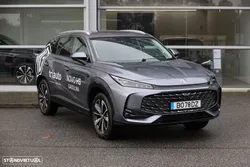 MG HS 1.5 T Luxury AT