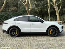 Porsche Cayenne Coupé Turbo S E-Hybrid