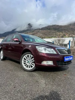 SKODA OCTAVIA COMBI 2.0L TDI 140cv boîte auto 4*4