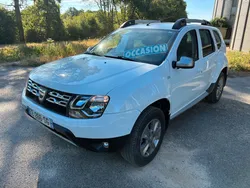 Dacia duster 1.2 tce 125 cv 4x2 attelage clim gps