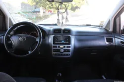 Toyota Avensis Verso (Clm20)-7L