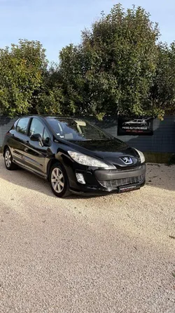 Peugeot 308 1,6 HDI 110 ch PREMIUM