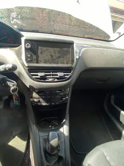 Peugeot 208 1.2 VTi 82ch BVM5 Active
