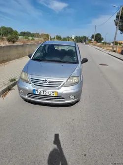 Citroën C3 1.1 ar condicionado económico