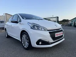 Peugeot 208 1.2 VTI 82CV E6.C SIGNATURE 5P