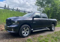 Dodge RAM Sport Crew Cab Extra Long 5.7 V8 HEMI 4X4