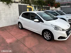 Peugeot 208 1.6 BlueHDi Active