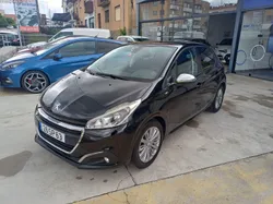 Peugeot 208 1.6 HDI
